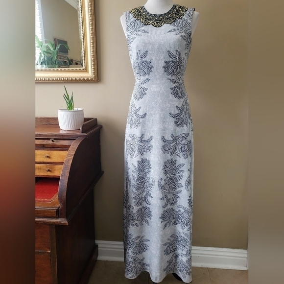 BCBGMAXAZRIA Chloey Sleeveless Printed Rhinestone Gown Embellished Collar Size 4 - Picture 3 of 15